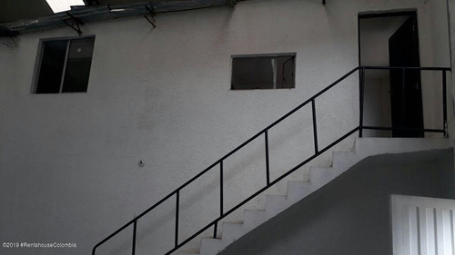 Bodega En Venta Ricaurte Bogota Fr: 21-502