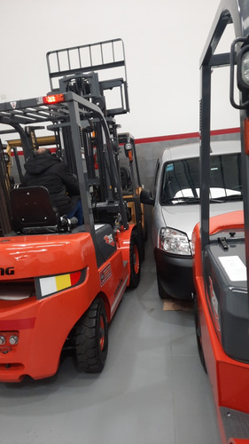 Imagen 11 de 19 de Autoelevadores Clark Yale Toyota Nissan Todas Marcas Compro.