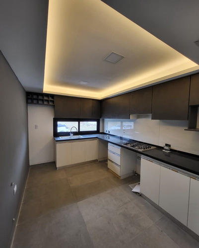 Imagen 9 de 25 de Colinas De Manantiales, Duplex En Venta De 2 Dormitorios, Patio, Asador, Amplio
