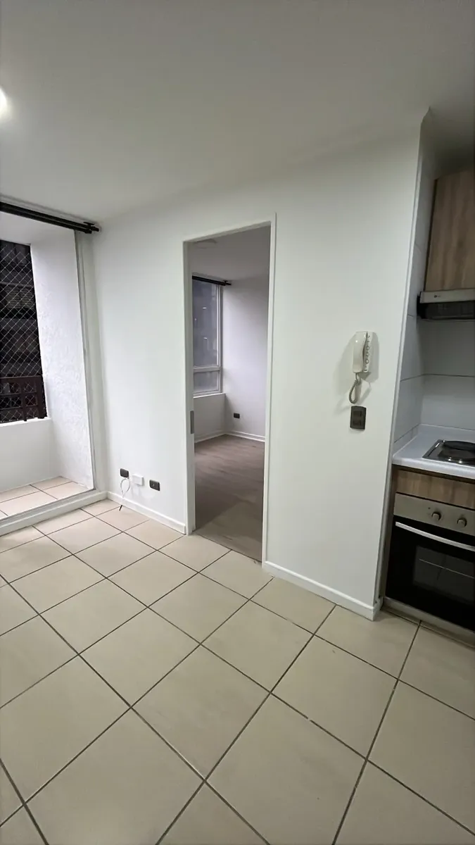 Imagen 3 de 10 de Acogedor Departamento E A Pasos Del Metro Ecuador