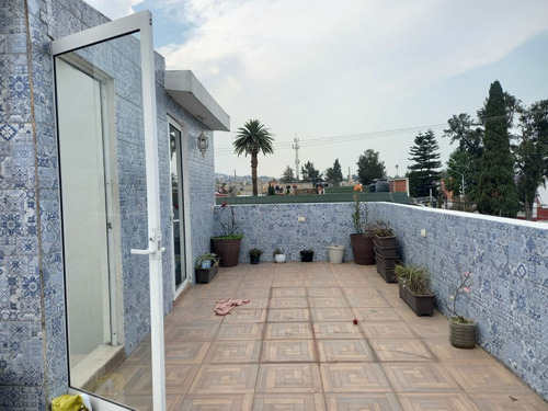 Terreno Con Casa En Venta En Tlahuac