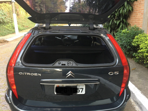 Imagem 4 de 13 de Citroën C5 Break 2004 2.0 Exclusive Aut. 5p
