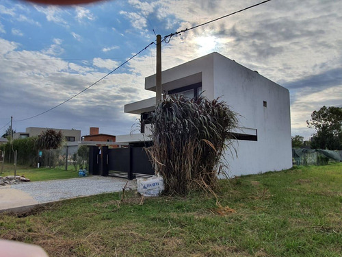 Imagen 4 de 5 de Terreno En Venta Funes Los Morros