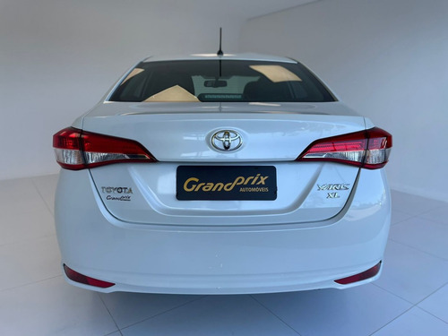 Imagem 5 de 15 de Toyota Yaris 2019 1.5 16v Flex Sedan Xl Multidrive Branco C