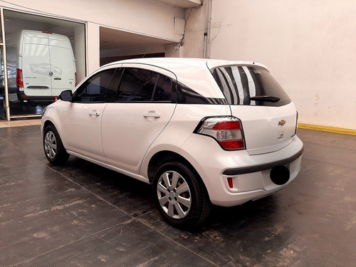 Imagen 3 de 11 de Chevrolet Agile 1.4 Lt