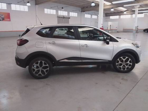 Imagem 10 de 10 de Renault Captur 2.0 16v Hi-flex Intense Automático