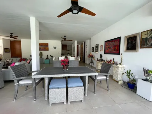 Casa Residencial En Privada La Rejoyada En Venta, Komchen.