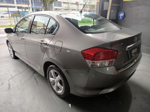 Honda City Sedan DX 1.5 Flex 16V Aut.