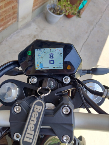 Vendo Mi Benelli 302s, 2022 Bicilíndrica! Excelente Estado.
