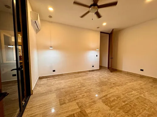 Casa De Una Planta En Privada Al Norte De Mérida