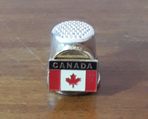 Antiguo Dedal De Metal Made In Canada