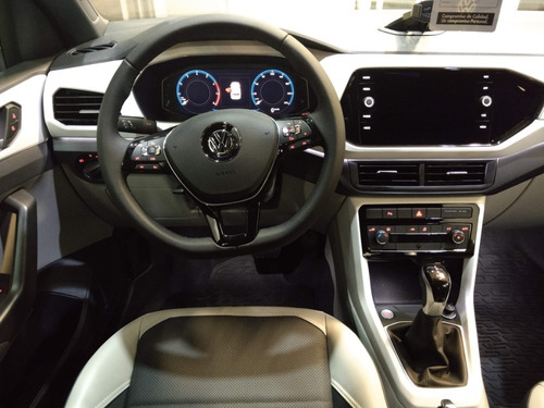 Imagen 6 de 14 de Volkswagen T-cross Comfortline 200 Tsi At My22 #17