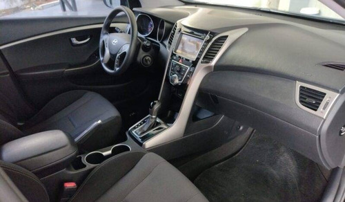 Imagem 7 de 11 de Hyundai I30 1.8 Mpi 16v Gasolina 4p Automatico