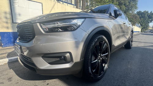 Volvo XC40 1.5 T5 R-design Recharge (plug-in) 5p Hibrido