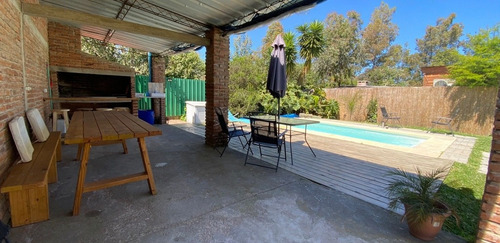 Imagen 10 de 12 de Casa Hermosa Con Piscina!! 099321449 O 099153053