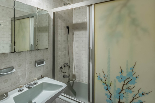 En Venta · Casa En Block · 4 Ambientes · Terraza · Múltiples Espacios Funcionales · Piñeyro