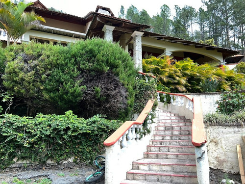 Imagen 5 de 11 de Villa A La Venta En Constanza Con Vista Al Valle Y A Las Montañas