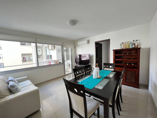 Venta Apartamento Tres Dormitorios En Pocitos Con Garaje