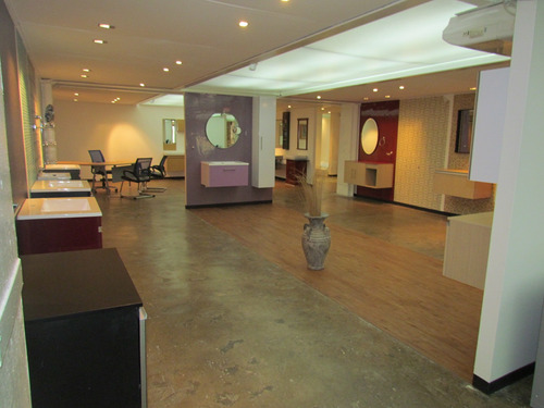 Imagen 6 de 22 de Venta Edificio Comercial 950m2 Prados Del Este 1125