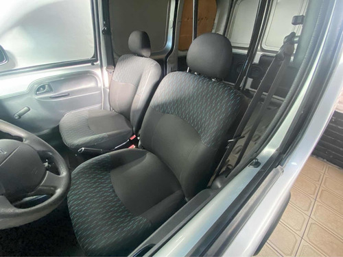 Imagen 7 de 9 de Renault Kangoo 2016 1.6 Furgon Ph3 Confort 1plc