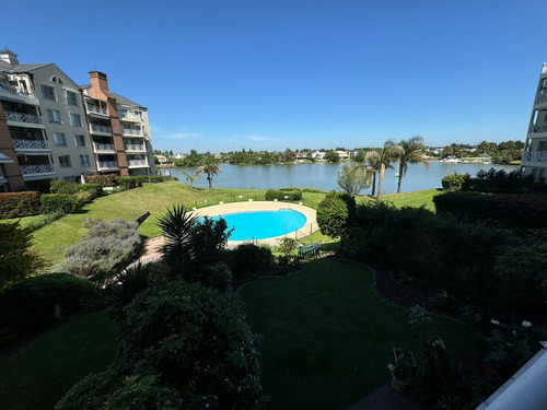 Excelente Departamento Amoblado, Impecable, Vista Al Lago
