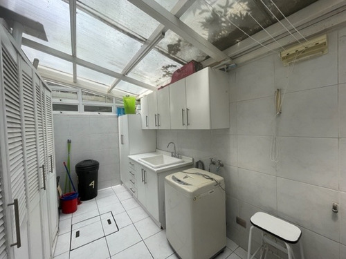 Condominio, Aislada, Cercano A Colegio!!!