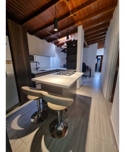 Vendo Apartamento En Laureles, La Almeria