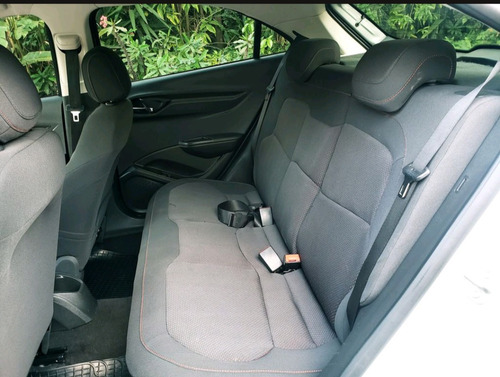 Imagem 14 de 14 de Chevrolet Onix 2015 1.4 Ltz Aut. 5p