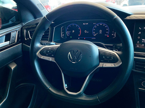 Volkswagen Nivus Highline 1.0 200 TSI Flex Aut.