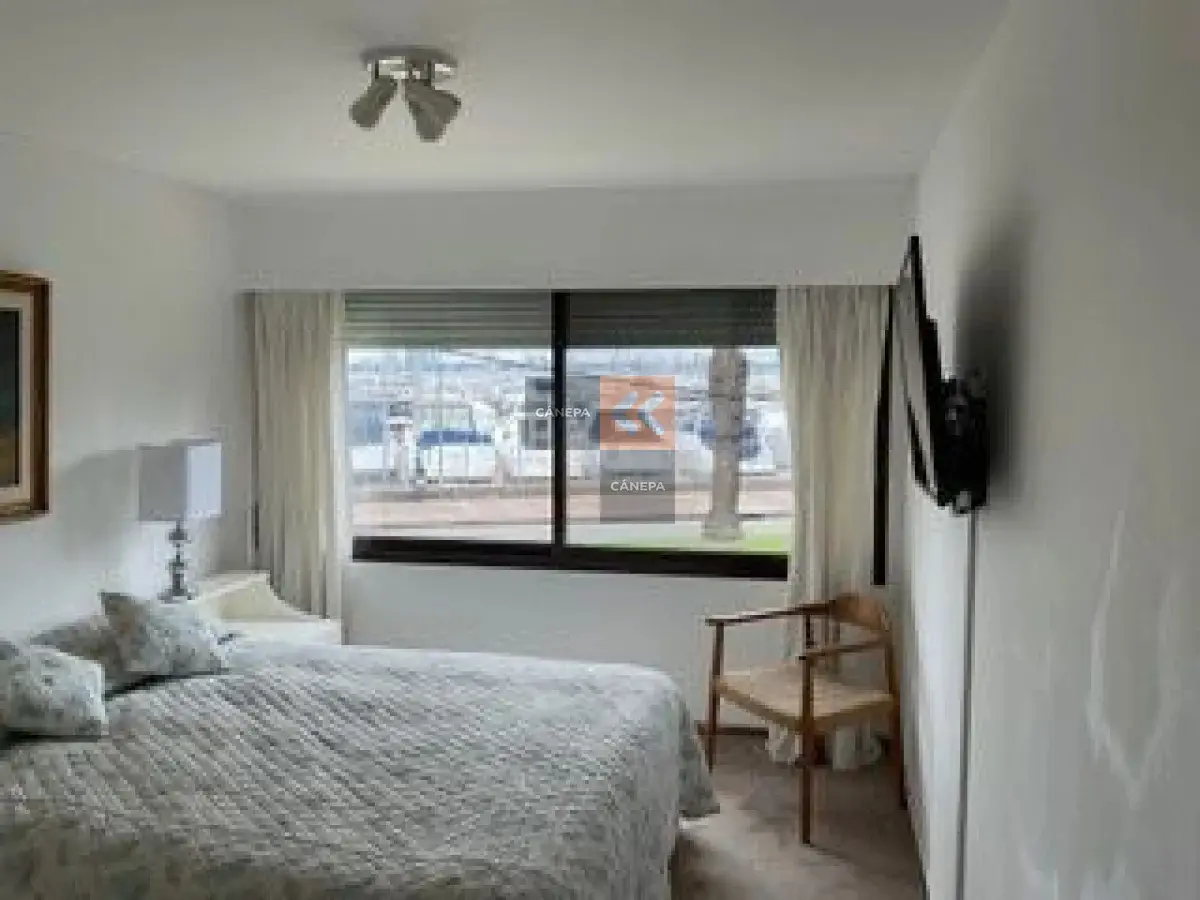 Casa En Alquiler Anual Con Vista Directa Al Puerto · Foto 5