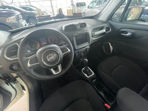 Imagen 8 de 13 de Jeep Renegade Sport At
