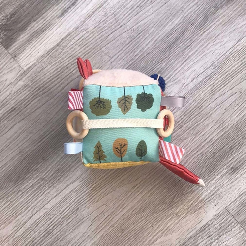 Imagen 3 de 4 de Cubo Sensorial Zorrito