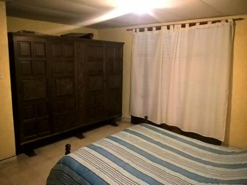 Casa En Venta - 3 Dormitorios 2 Baños - 250mts2 - San Nicolás De Los Arroyos