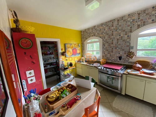 Imagem 10 de 30 de Casa Em Condomínio À Venda, Condomínio Jardim Petrópolis, Itapecerica Da Serra/sp - 4011