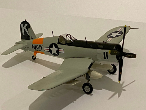 Modelo Pintado Y Ensamblado 1/72 F4u-4 Easy Model #37240