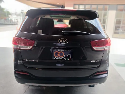 Kia Sorento 3.3 V6 Ex Pack Piel 7 Pasajeros At