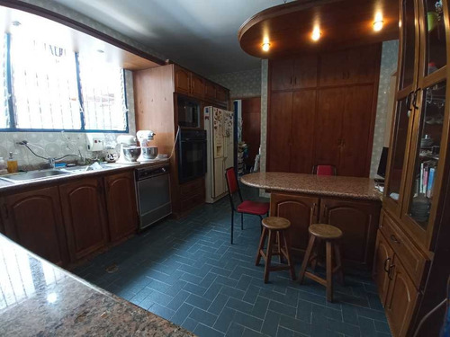 Imagen 7 de 30 de Se Vende Casa 329 M² 6h/5b/2p Santa Paula