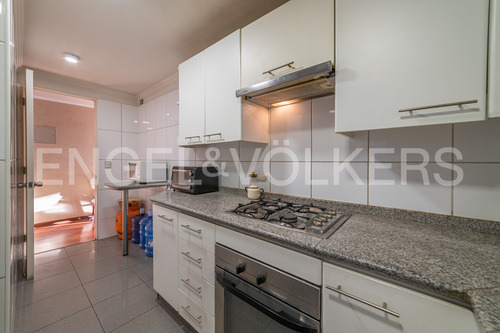 Vende 2d/2b. Excelente Ubicación.