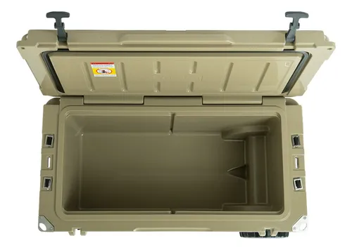 Cooler Box Refrigerador + Ruedas 70 Qt - Terra Force 66,2 L