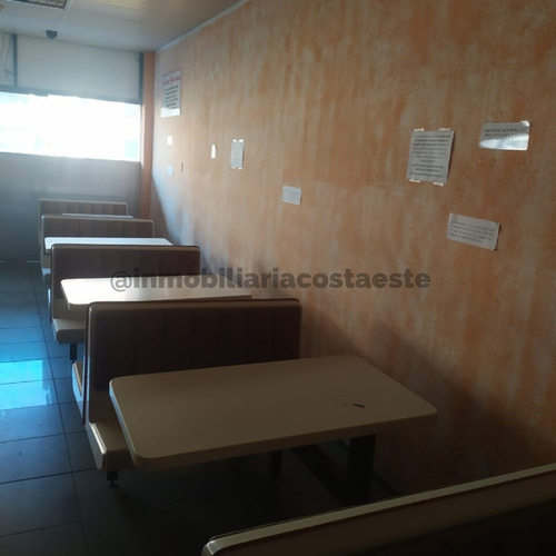 Imagen 2 de 10 de Local En Venta En Maiquetía Ref 1035