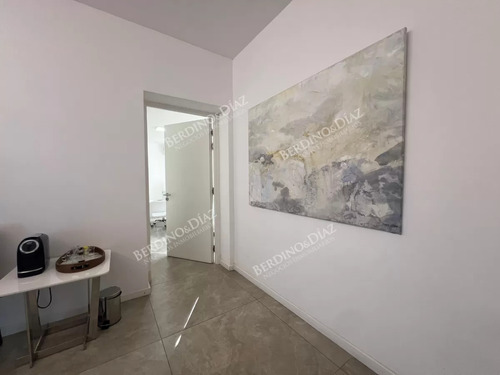 Exclusividad Casa Clinica Comercial Sobre Avenida Importante Avenida