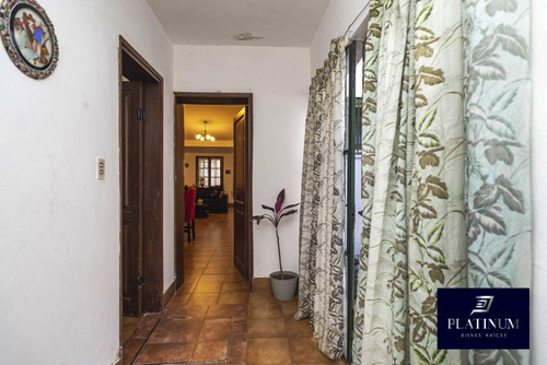 Imagen 11 de 30 de Venta Casa Sobre Av El Golf Tres Cerritos