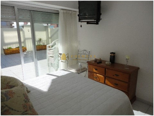 Apartamento En Muy Buena Ubicacion, Cerca Del Puerto De 2 Dor, 2 Baños, Con Amplia Terraza Con Churrasquero. Consulte!!!!!!- Ref: 2034
