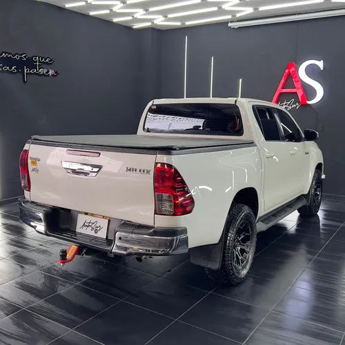 Toyota Hilux 2.4l