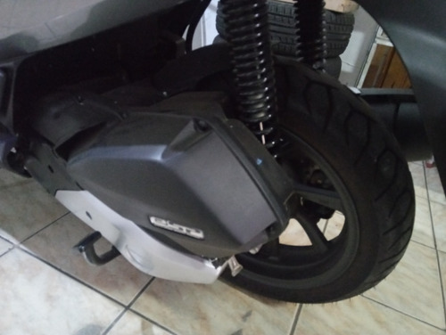 Imagem 11 de 12 de Honda Pcx 150 Sport Abs
