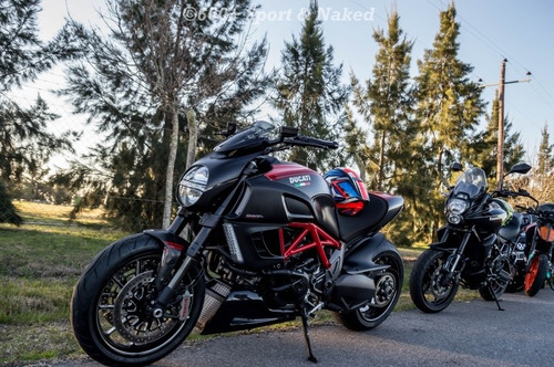 Ducati Diavel Star Carbon Red 1200