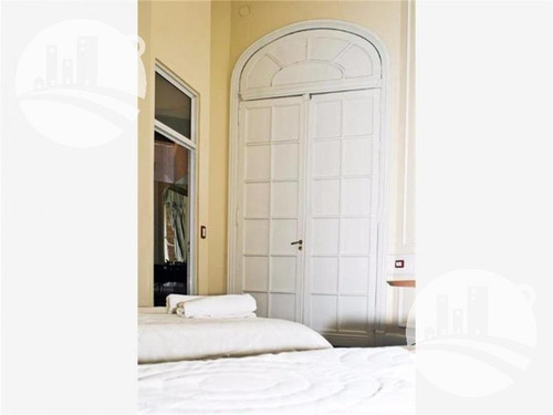 Hotel 25 Hab. 2*