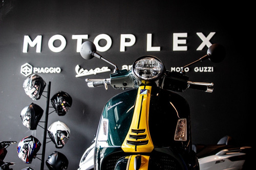 Imagen 11 de 25 de Vespa Gts Super 300 Racing Sixties Disponible Ya