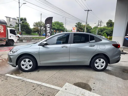 Chevrolet Onix LT 1.0 M/T 4 P