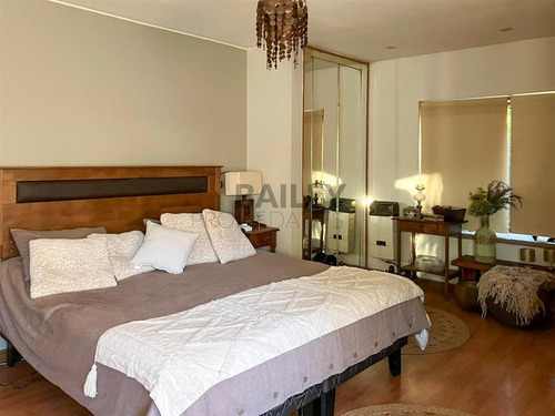 Casa Amoblada En Arriendo De 5 Dorm. En Concón
